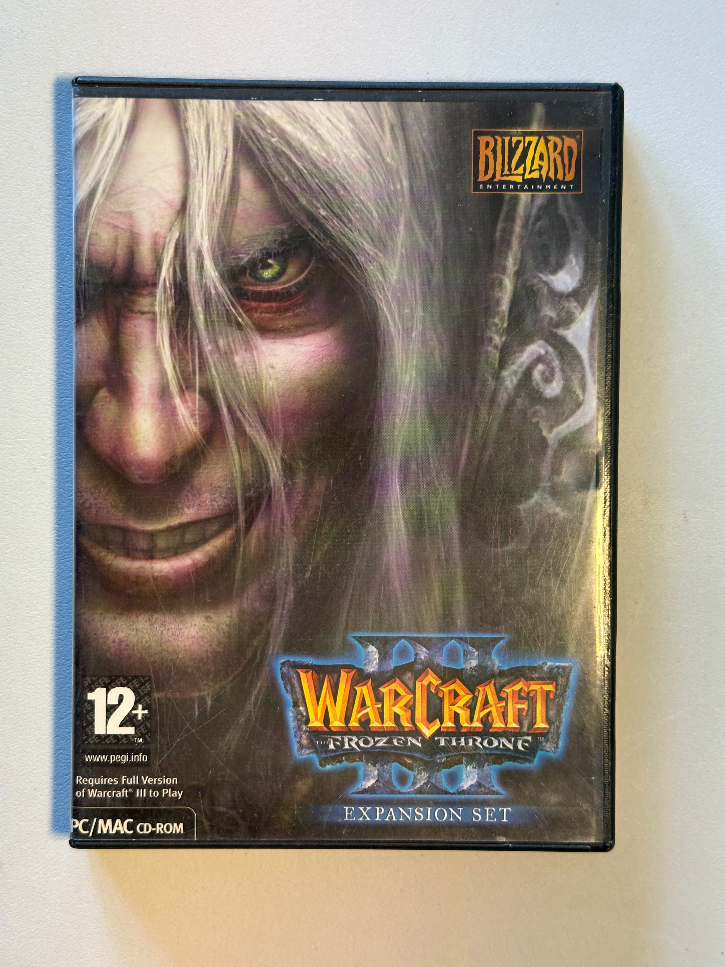 Warcraft iii: the frozen throne (PC)